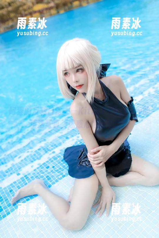 阿狸的反转日常——Kitkat Cosplay的精选写真，迷惑心情压低音量